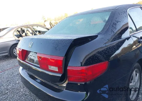 2005 Honda Accord 2.4 Lx z USA, uszkodzony, nr VIN 1HGCM56455A125233